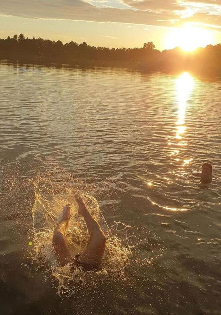 Valle Vandrarhem Axvall Bagian luar foto