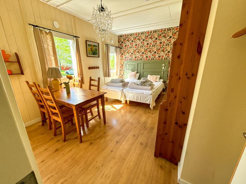 Valle Vandrarhem Axvall Bagian luar foto